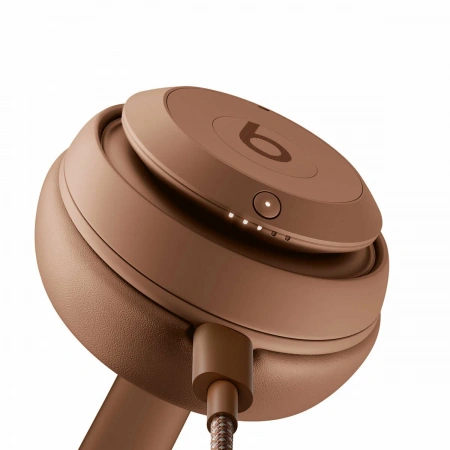 head phones beats studio pro (kim kardashian) dune head phones beats studio pro (kim kardashian) dune